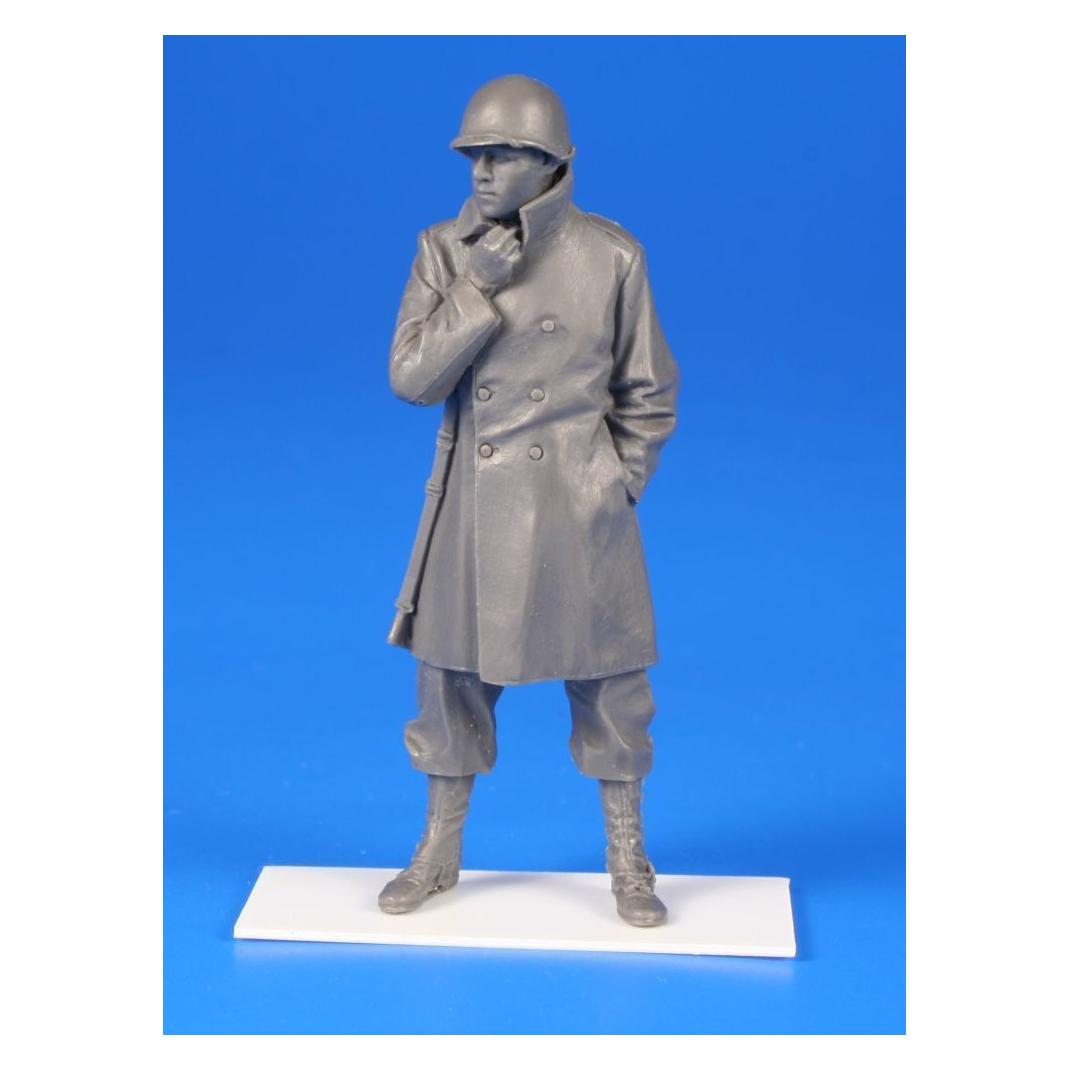 CMK US WWII Soldier w/winter coat a.an M1rie rifle-Belgium 1944 (129-F35287)