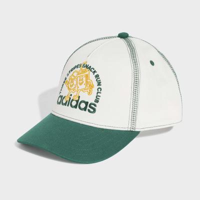Beanie ADIDAS PERFORMANCE "LITTLE KIDS SNACK RUN GRAPHIC CAP", Jungen, weiß (sanftes weiß, collegiate grün), Obermaterial: 100% Baumwolle, Mützen Beanie, für Kinder, sportlicher Stil, aus Baumwolle