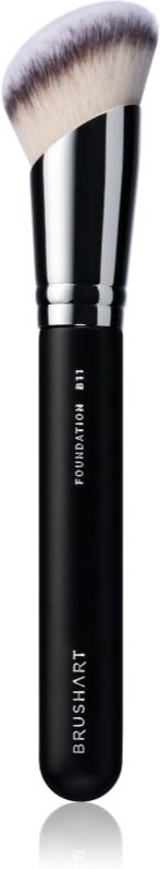 BrushArt Professional B11 Angled foundation brush pinceau fond de teint B11 1 pcs