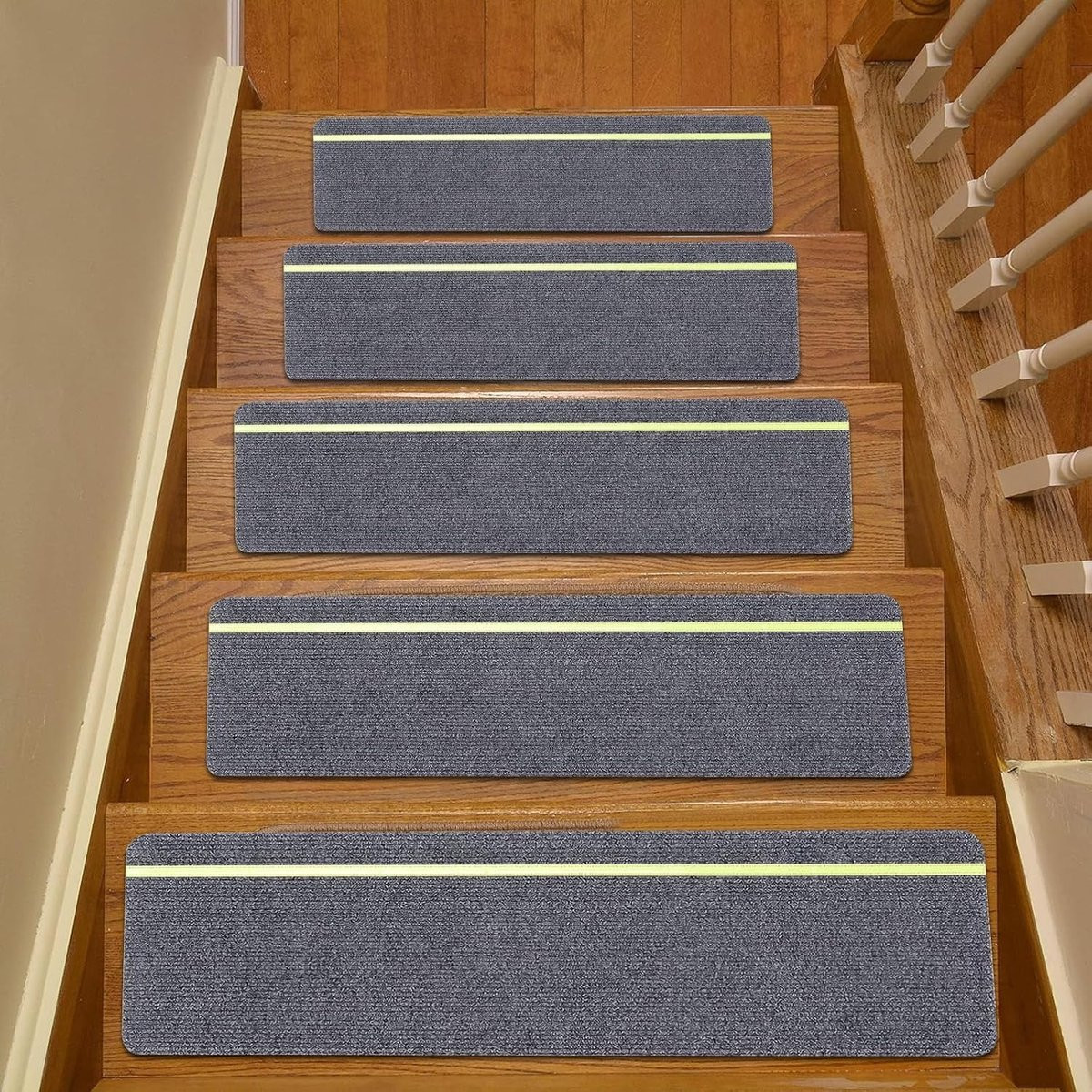15 stuks zelfklevende antislip trapmatten met Glow in the Dark strepen, op maat te snijden voor extra veiligheid in huis