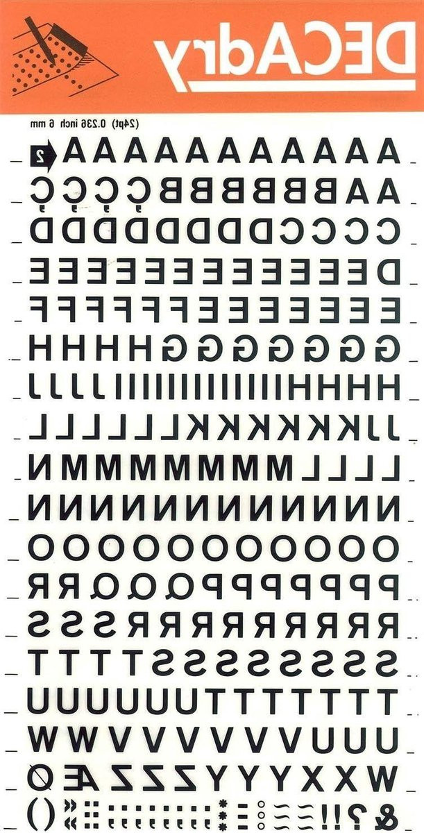 Merkloze Zwarte Alfanumerieke Etiketten met Hoofdletters - 6 mm Tekst - Kleverig