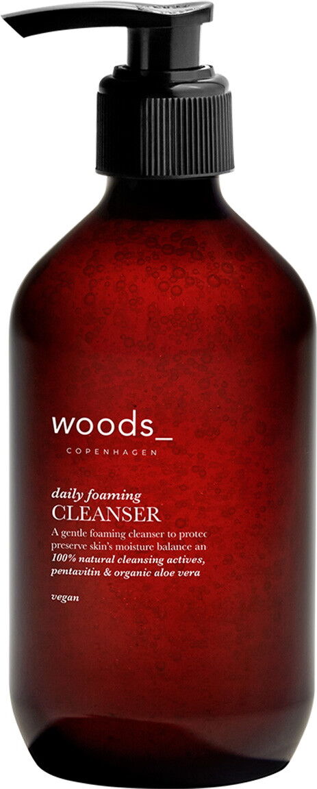 200ml woods_ copenhagen DAILY FOAMING CLEANSER