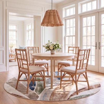SAFAVIEH Utopia Nasrin Modern & Contemporary Polyester Rug
