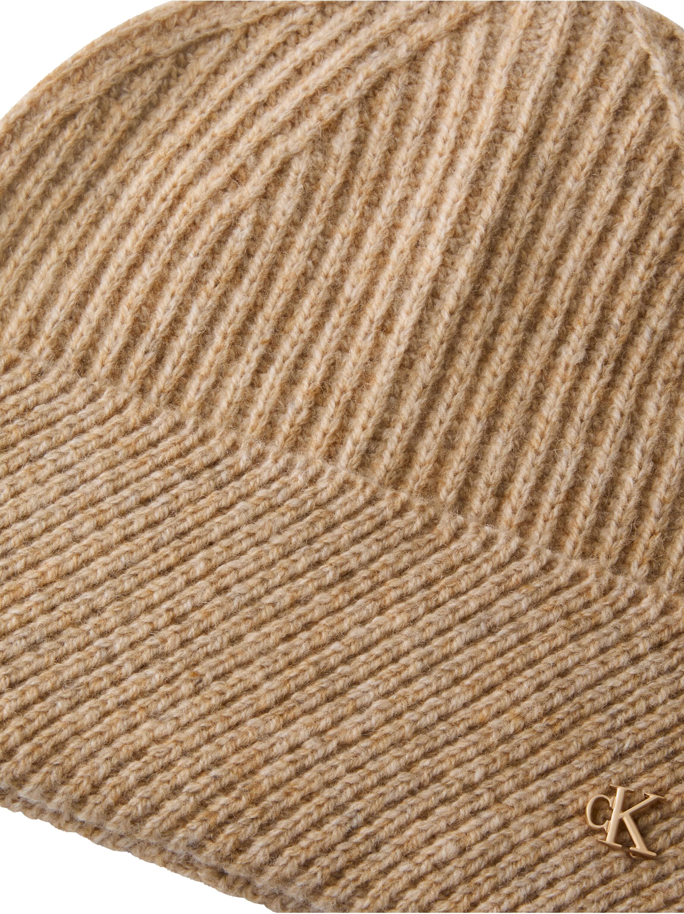Beanie CALVIN KLEIN JEANS "CK METAL WOOL SLANTED RIB BEANIE", Damen, beige (beige heather bros), Strick, Wollmischung, unifarben, Mützen Beanie, Regular fit mit Markenlabel beige heather bros Einheitsgröße