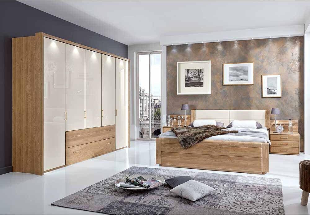 Pharao24.de Schlafzimmer Einrichtung aus Eiche Creme Weiß Glas beschichtet (vierteilig)