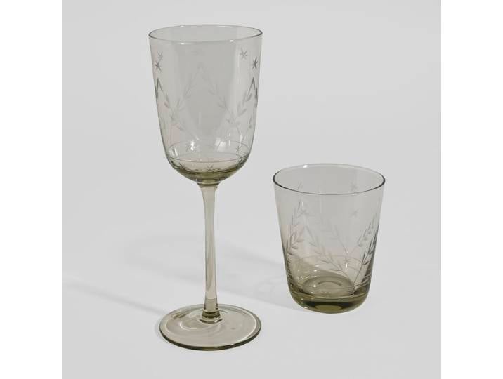 Stielglas aus grünem Kristallglas