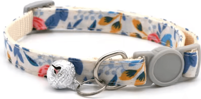 Inspire Curations DaisyCharm Adjustable Pet Bandana Collar Floral Breakaway Scarf For Cats & Small Dogs white