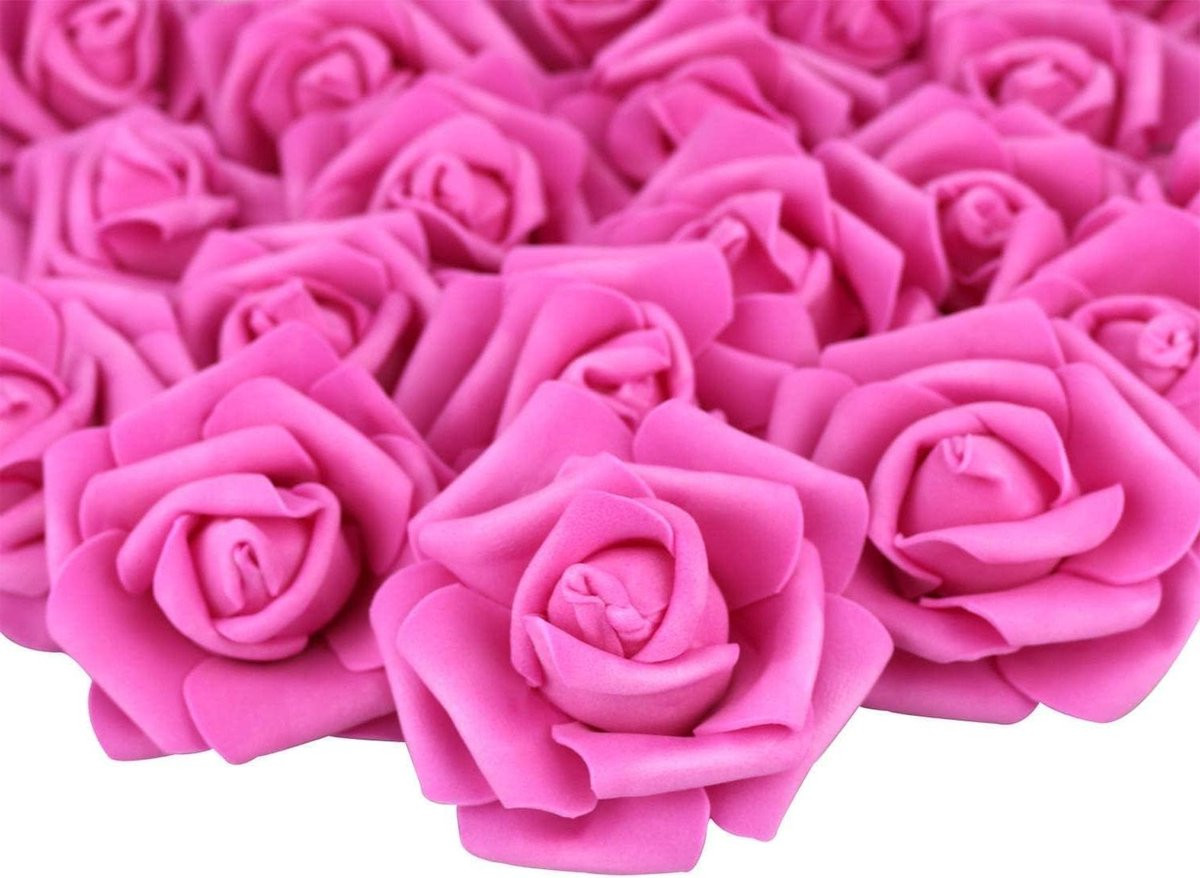 Set van 12 donkerroze kunstbloemen van zacht foam voor feestelijke decoratie