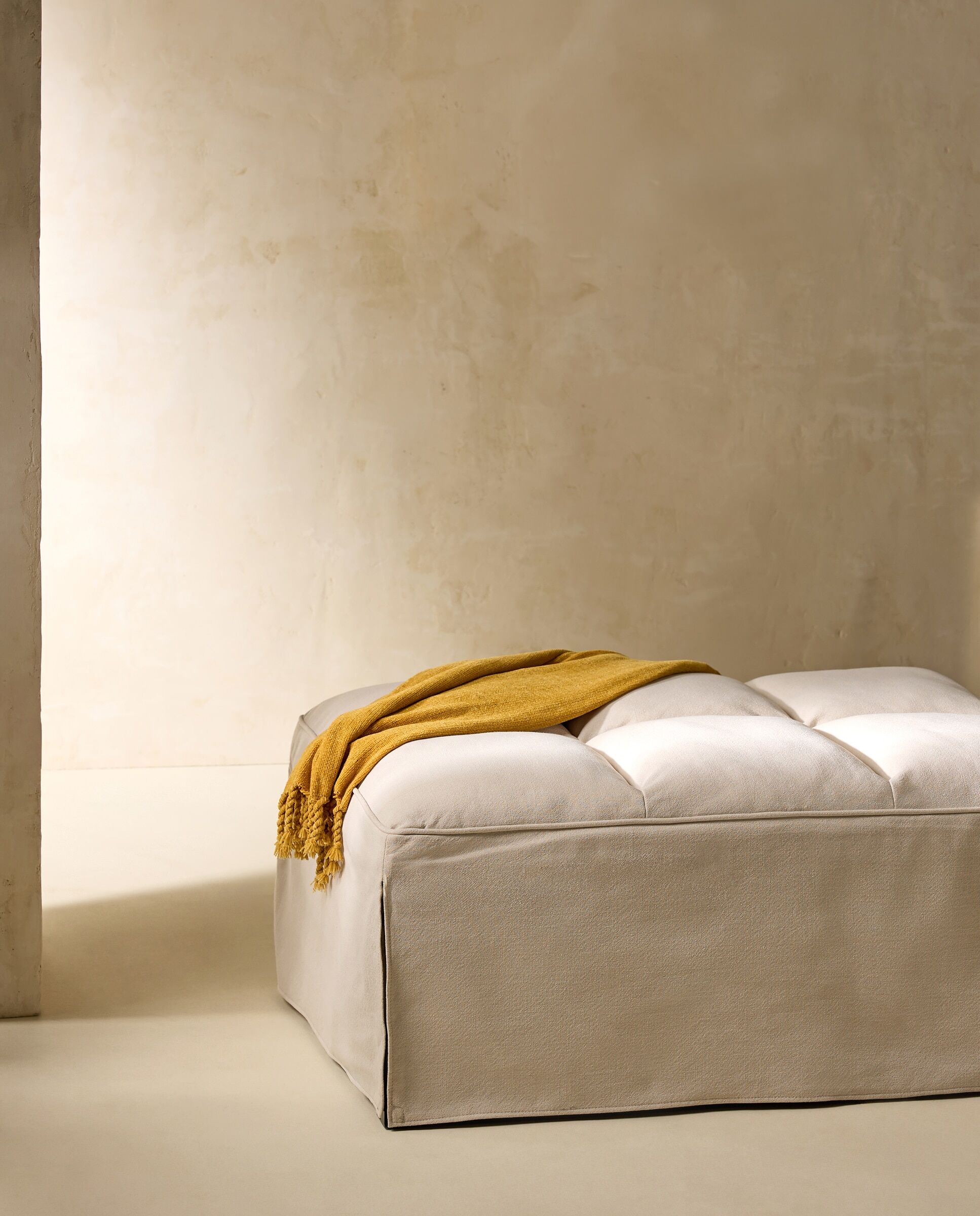 El Corte Inglés Puff cama Well. Blanco