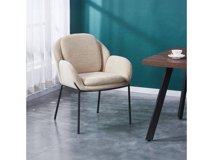 Chaise en tissu beige pieds en métal noir
