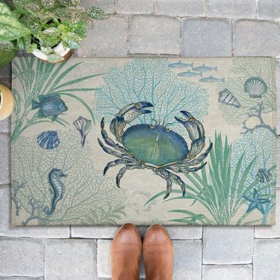 Laural Home Blue Crab Outdoor Door Mat