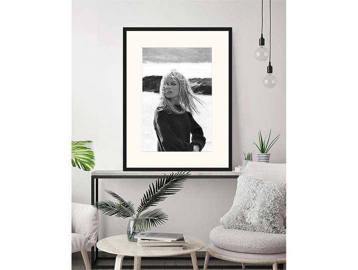 home24 Afbeelding Brigitte Bardot Frame: gelakt massief beukenhout Afdekking: plexiglas zwart 63 x 83cm