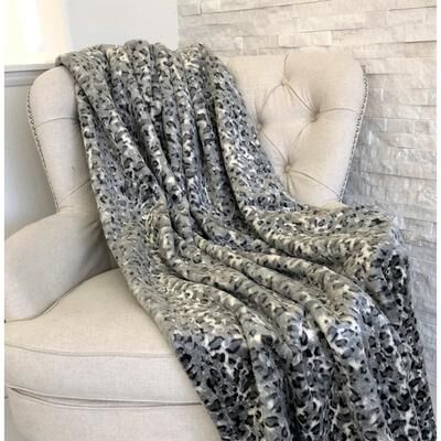 Plutus Brands Snow Leopard Faux Fur Gray Luxury Throw
