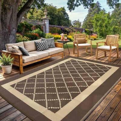 Garvee Modern Bordered Diamond Waterproof Outdoor Rug