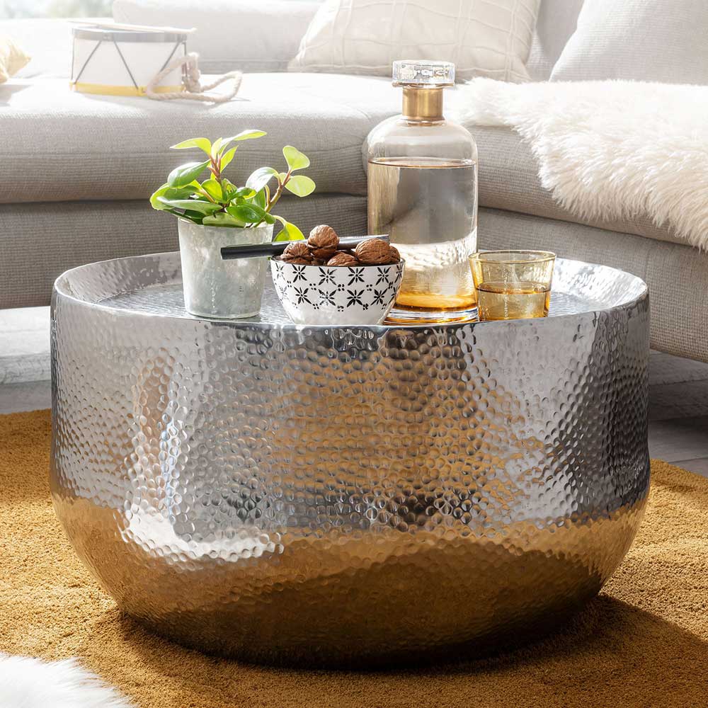 Pharao24.de Designcouchtisch Silber aus Aluminium Hammerschlag Optik