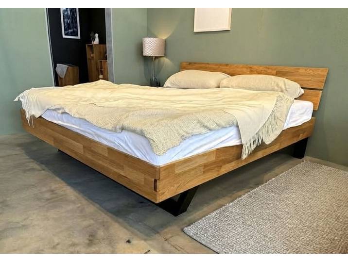 Doppelbett 'Alma' 180x200cm Wildeiche massiv geölt