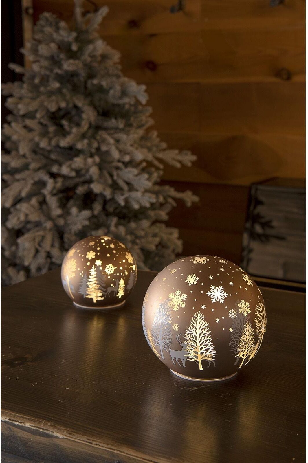 STT LED Dekofigur "Glass Ball Set 2 Stk.", braun, Ø 15cm, 2 Stk., Leuchten, LED Dekofigur braun Ø 15cm, 2 Stk.