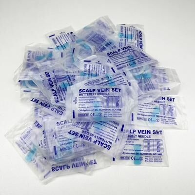 Uplift Essentials Precision Disposable Butterfly Infusion Needles For Veterinary Care blue 23g