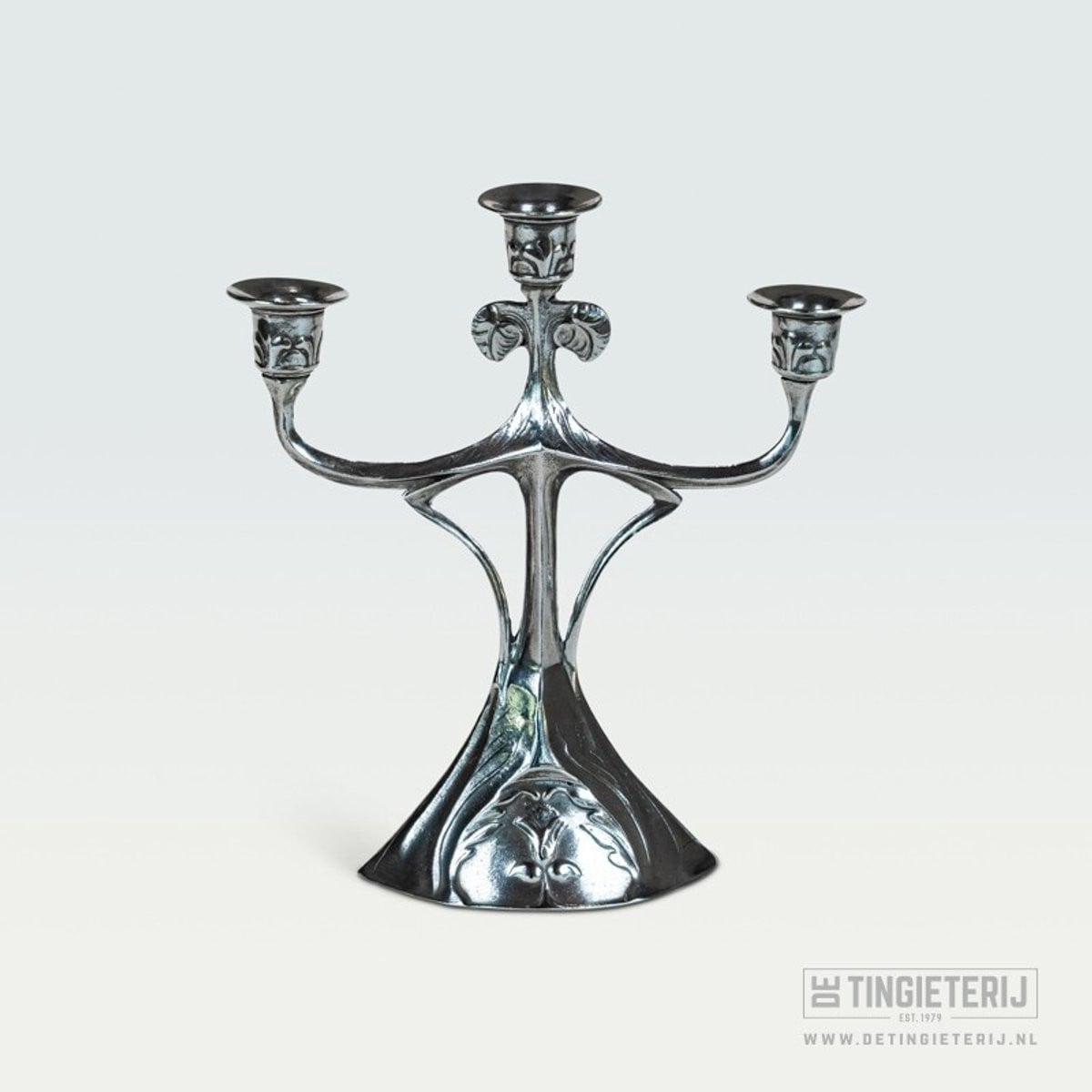 De Tingieterij Kandelaar 3-arm Jugendstil voor Taperkaarsen