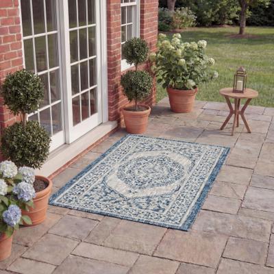 SAFAVIEH Courtyard Hedy Medallion Indoor/ Outdoor Waterproof Patio Backyard Rug