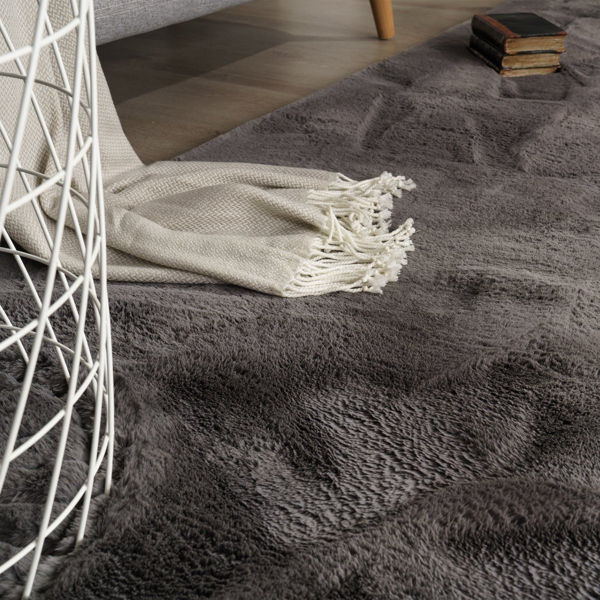 Flycarpets Rabbit Plus Hoogpolig Vloerkleed - Antraciet - Effen Uni