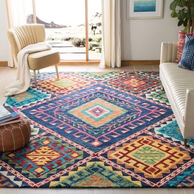 SAFAVIEH Handmade Aspen Kira Boho Tribal Wool Rug