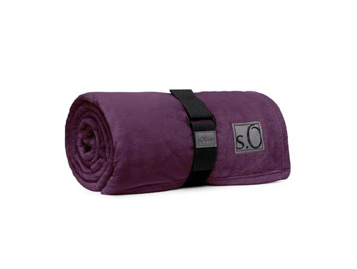 s.Oliver Kuschelsoft Decke 150x200 cm Lila Uni - Flauschige Kuscheldecke hochwertige Wohndecke, Sofadecke, Couchdecke, weich, warm & waschbar, OEKO-TEX® zertifiziert, Wolldecke
