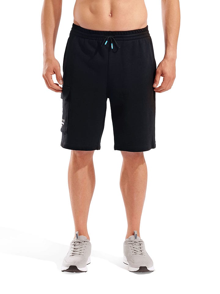 Arena Sweatbermudas in Schwarz - S