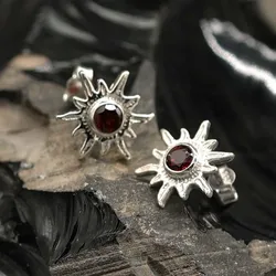 Drachensilber Sonne Ohrstecker Edelstein Granat 925er Silber Ohrschmuck (Paar)