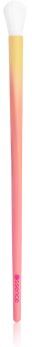 Essence BRUSH IT LIKE IT'S ART blending brush para misturar as sombras de olhos 01 Blending Is Like Cardio For Artists 1 un.. BRUSH IT LIKE IT'S ART blending brush