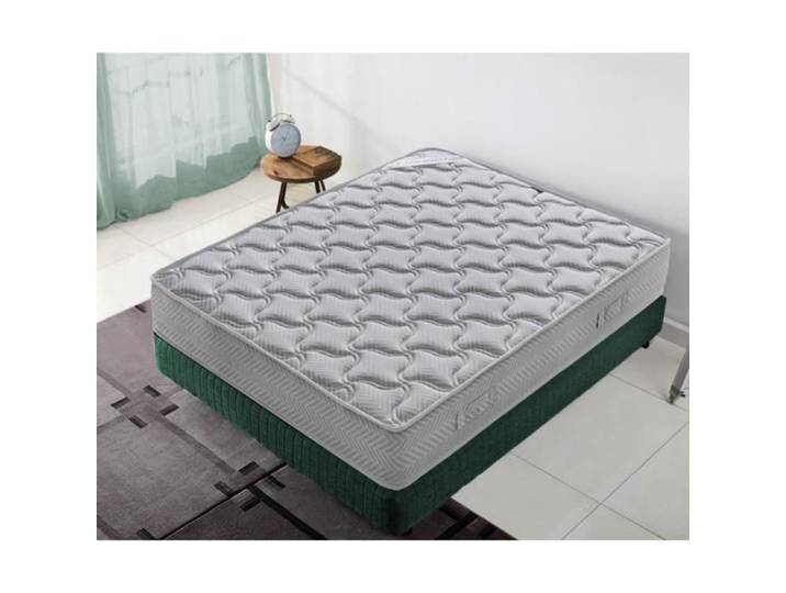 Matelas 140x190 cm orthopédique en mousse à mémoire de forme « Bilbao »