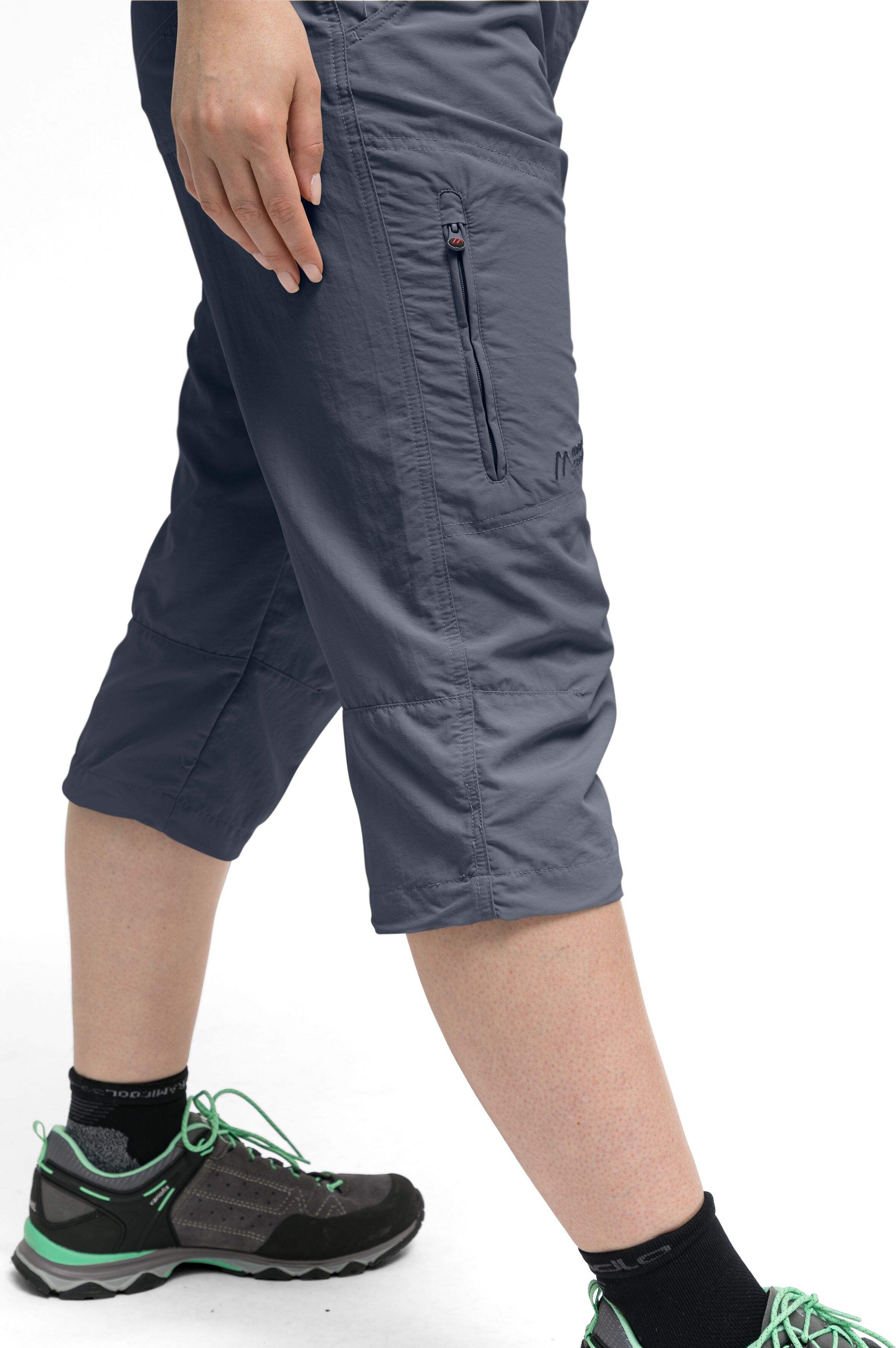 Maier Sports "Neckar" kurze Hose Damen, luftige Wanderhose, leichte Outdoorhose, Reg Fit