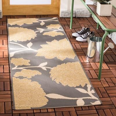 SAFAVIEH Courtyard Alison Floral Indoor/ Outdoor Waterproof Patio Backyard Rug