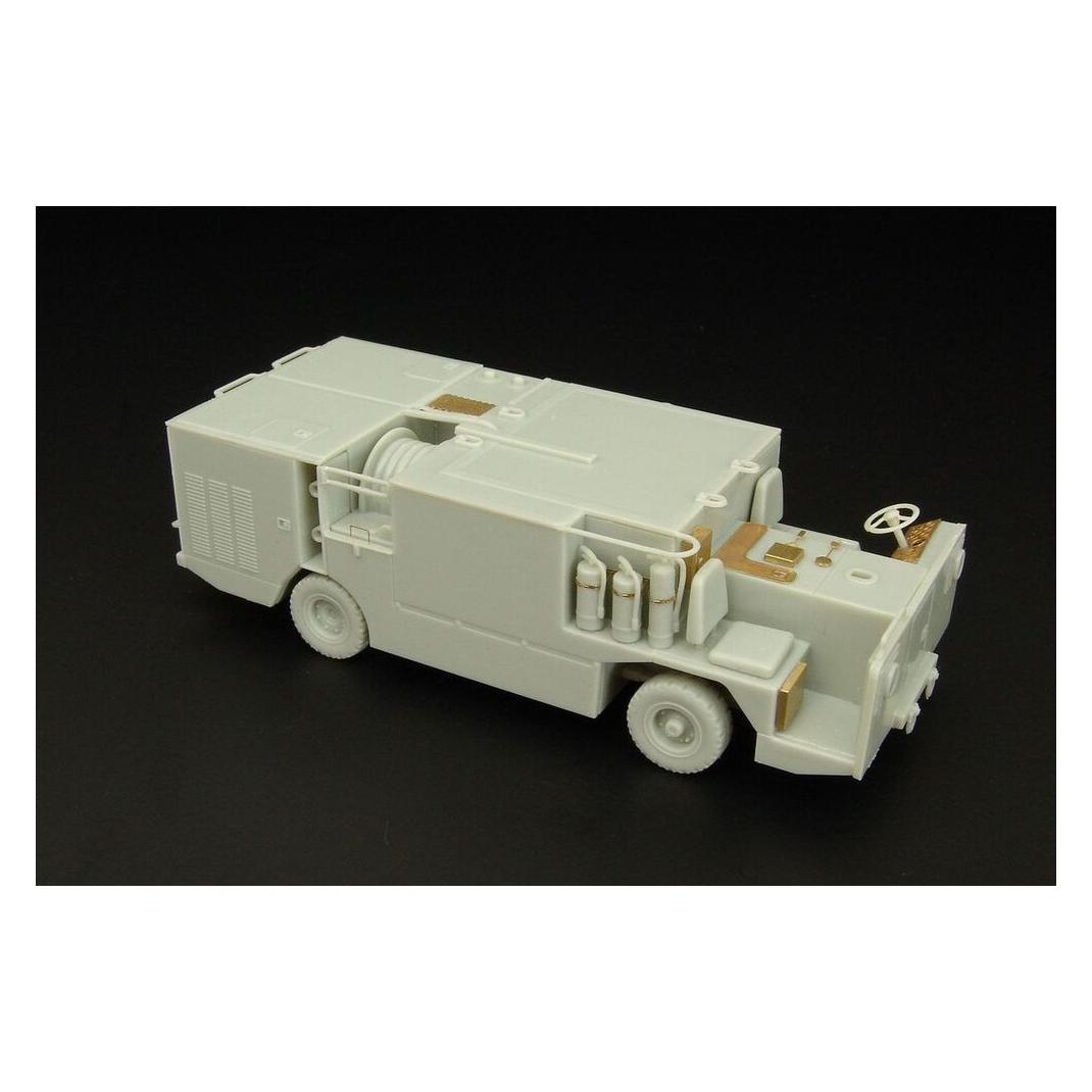 Brengun P25 USN carrier deck fire engine (BRL48016)
