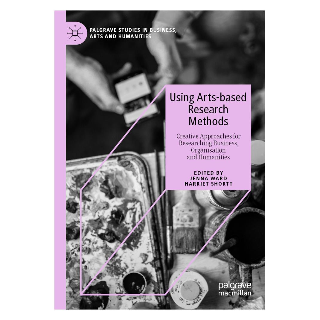 Springer Using Arts-based Research Methods (Englisch, Softcover, Harriet Shortt, Jenna Ward) (56173604)