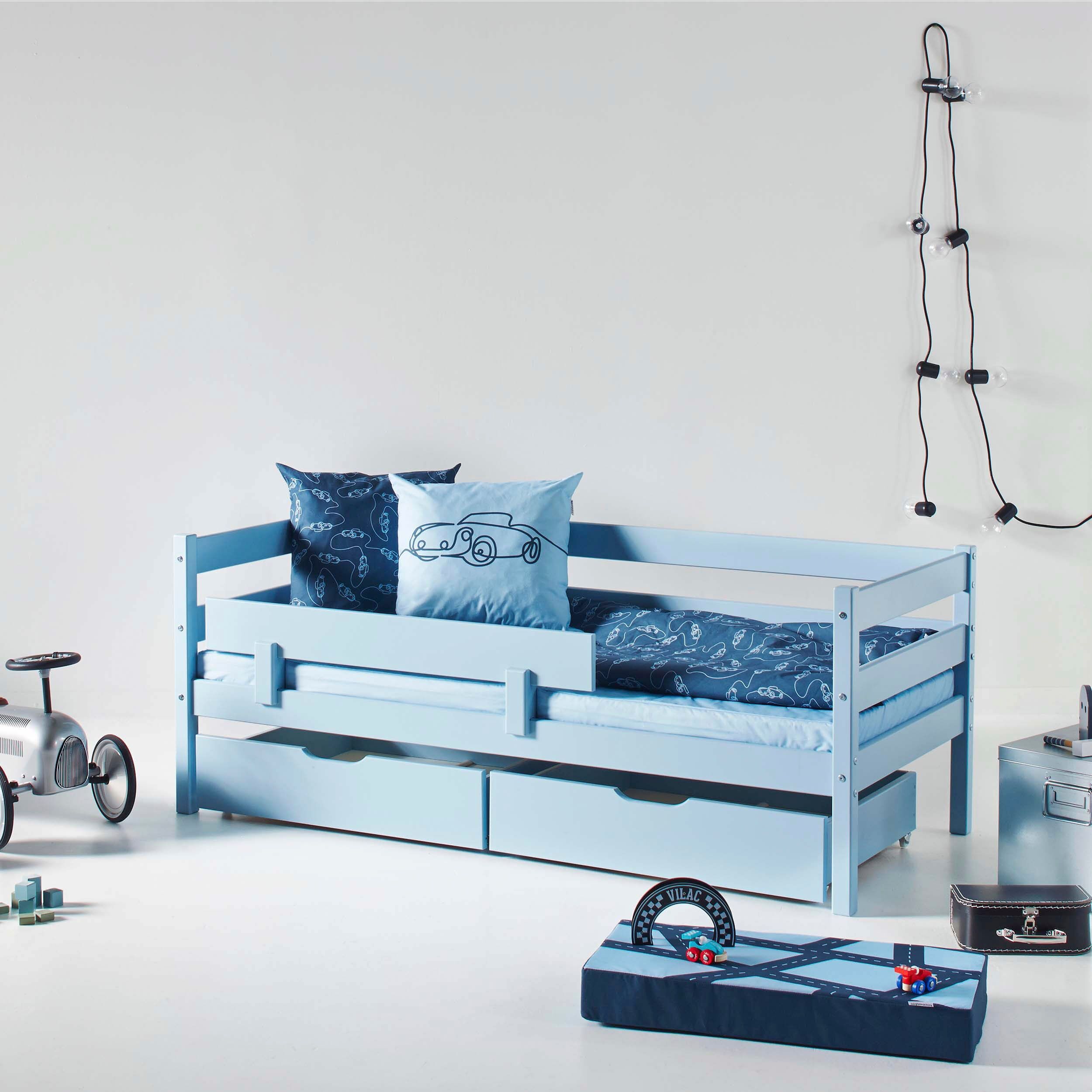 Einzelbett HOPPEKIDS "ECO Comfort Kinderbett, Kiefer Massivholz, Jugendbett inkl. Rollrost", blau (traum blau), B:76cm H:65cm L:166cm, Kiefer massiv, Betten, Einzelbett, 70x160 cm, wahlweise in verschieden Farben/ Matratze/ Absturzsicherung traum blau Lie