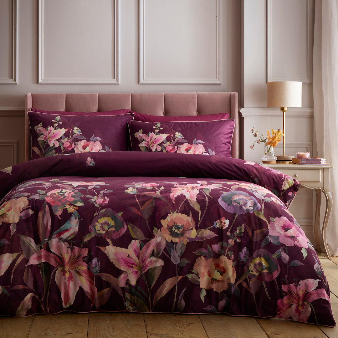 Soiree Tatiana Duvet Cover Set Berry Berry King Size Bed (230 x 220 cm)