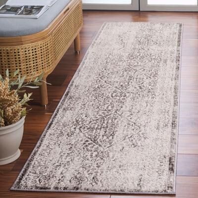 SAFAVIEH Orchard Chuang Vintage Rug