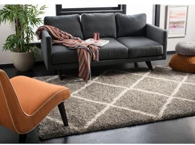 SAFAVIEH Hudson Shag Estella Diamond Trellis 2-inch Thick Rug