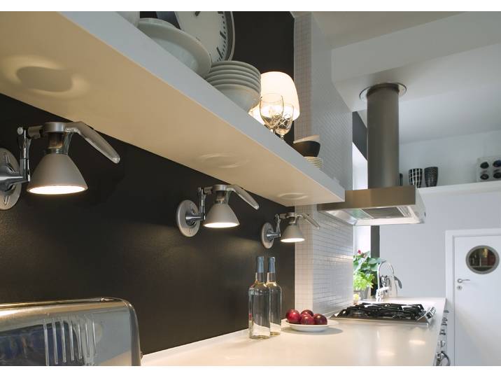 Fortebraccio Applique Murale Blanc E14 - Luceplan - Salon / séjour - Métal