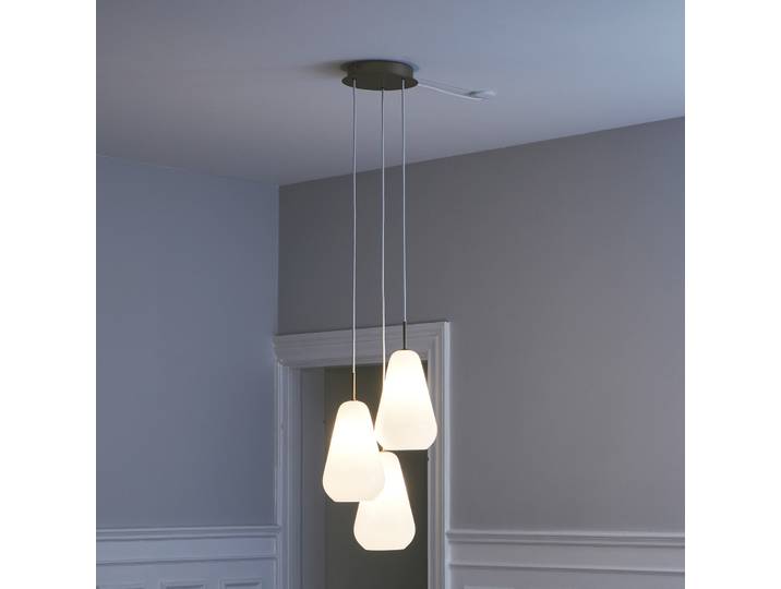 Anoli 3 Lustre Or Nordique/Opale - Nuura - Salon / séjour - Design - Verre - Multi-ampoules