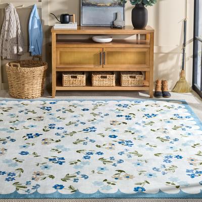 Martha Stewart Deshka Machine Washable & Slip Resistant Rug
