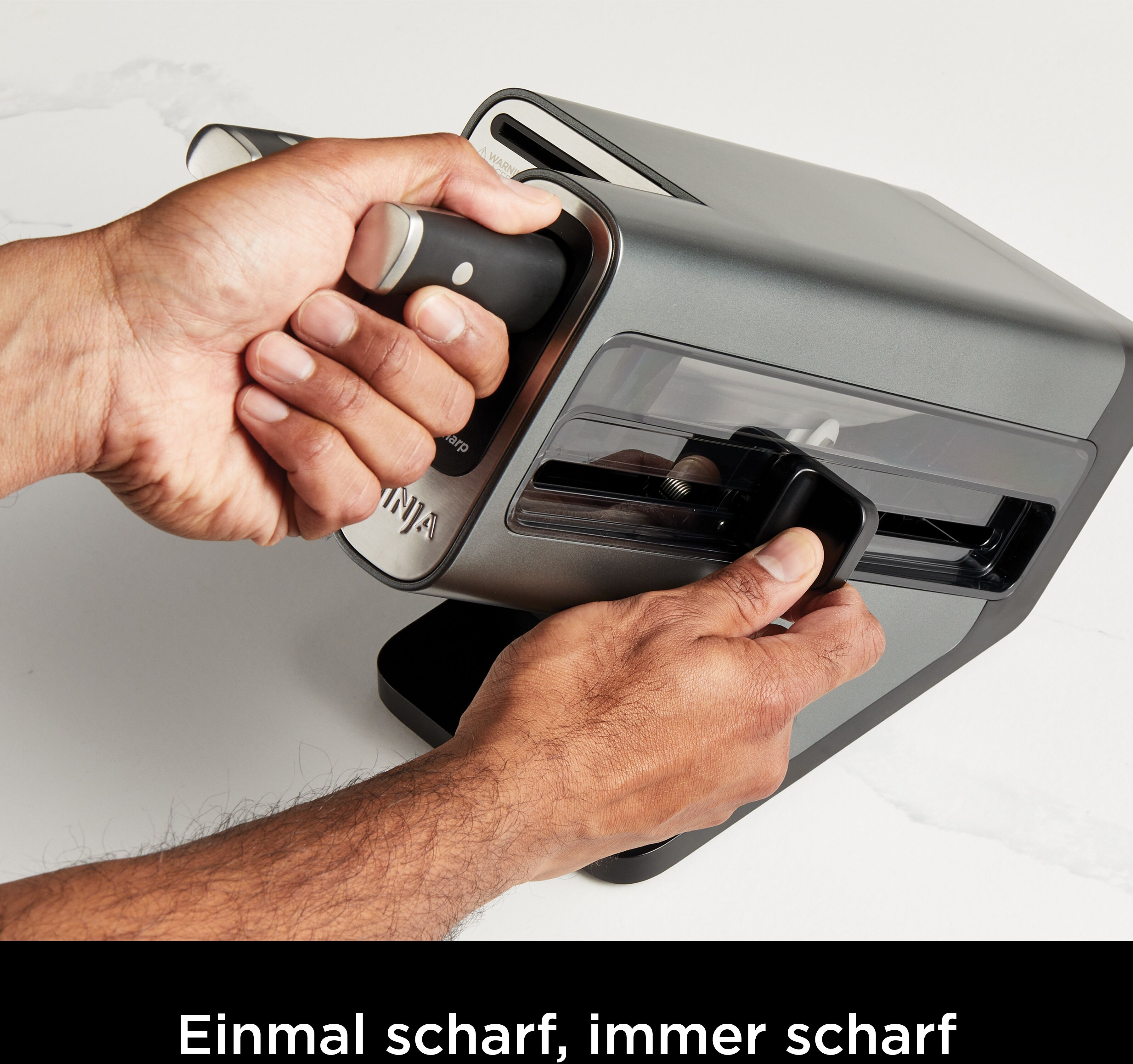 Messerblock NINJA "Ninja StaySharp Messerblock mit integriertem Schleifer K32006EU", grau (schwarz, edelstahlfarben), B:18,9cm H:32,1cm, Messerblöcke, Messerblock, rostfreier deutscher Edelstahl, Präzisionsklingen, integr. Schleifer, Topseller