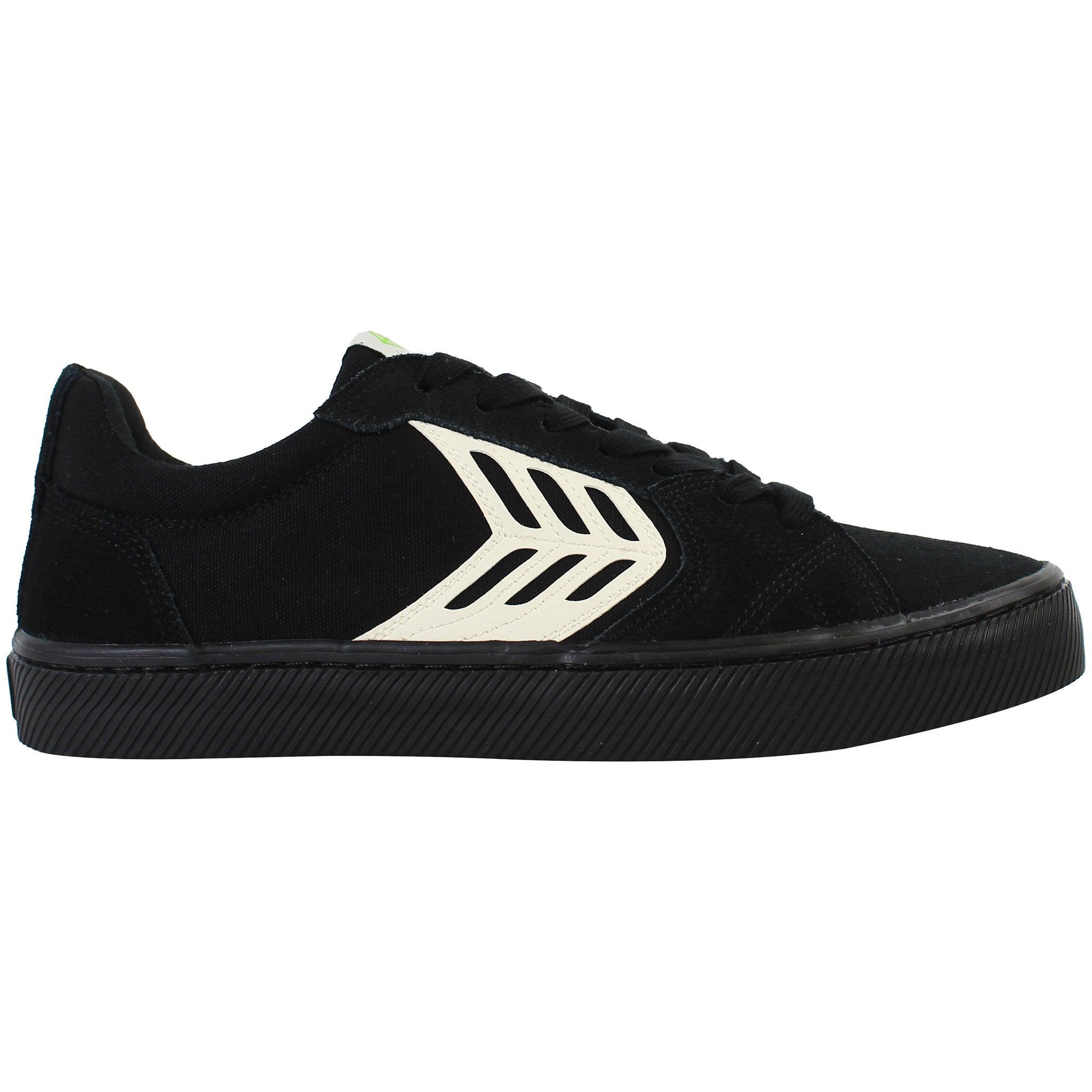 Cariuma Catiba Pro Skate Unisex Schwarze Schuhe