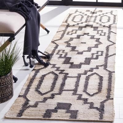 SAFAVIEH Natural Fiber Vittoria Boho Jute Rug