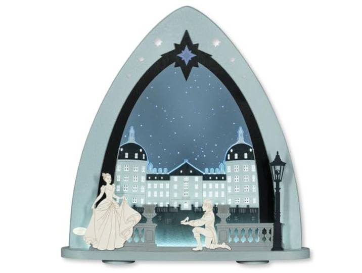 weigla - LED Lichterspitze original Erzgebirge I Motiv Moritzburg I LED Lichterbogen Weihnachten I Größe 52 x 53,5 x 9 cm I beleuchtete Weihnachtsdeko innen I aus Holz