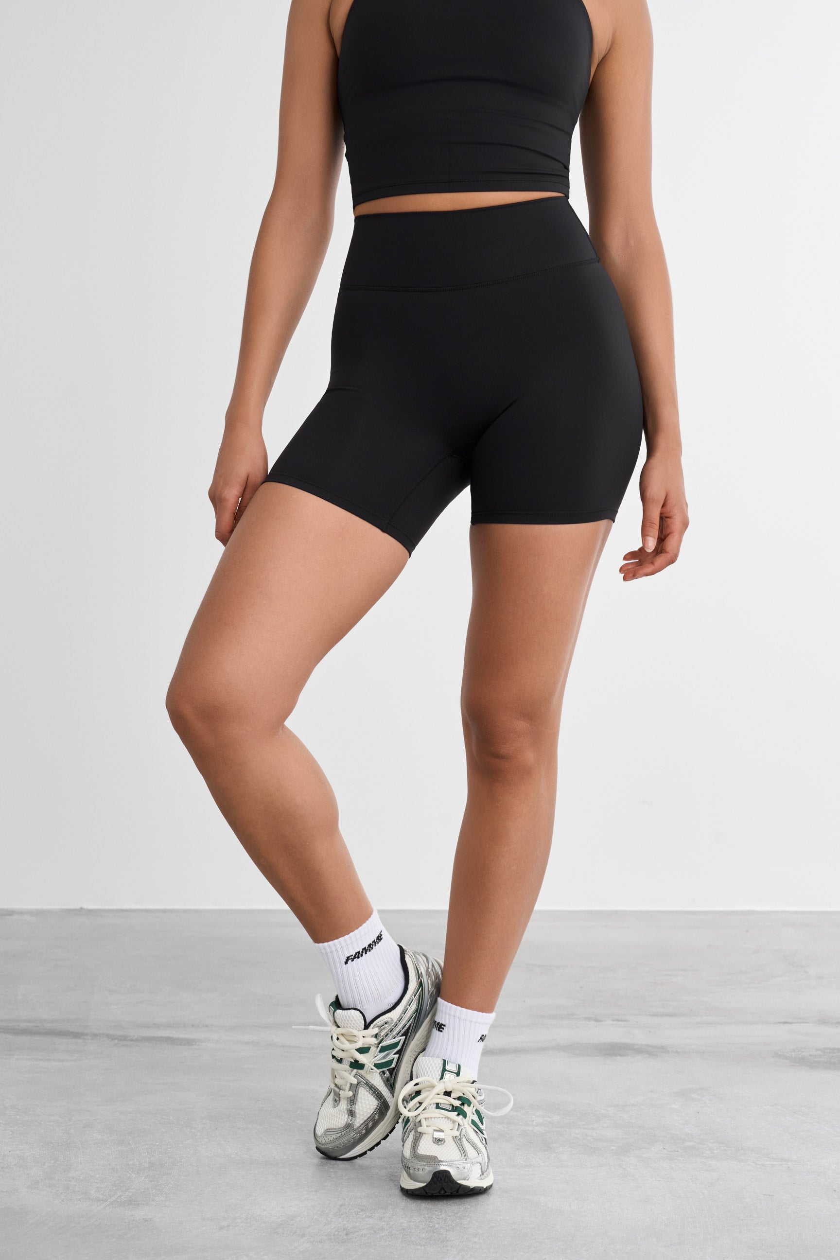 FAMME - Signature Shorts - Black / XL