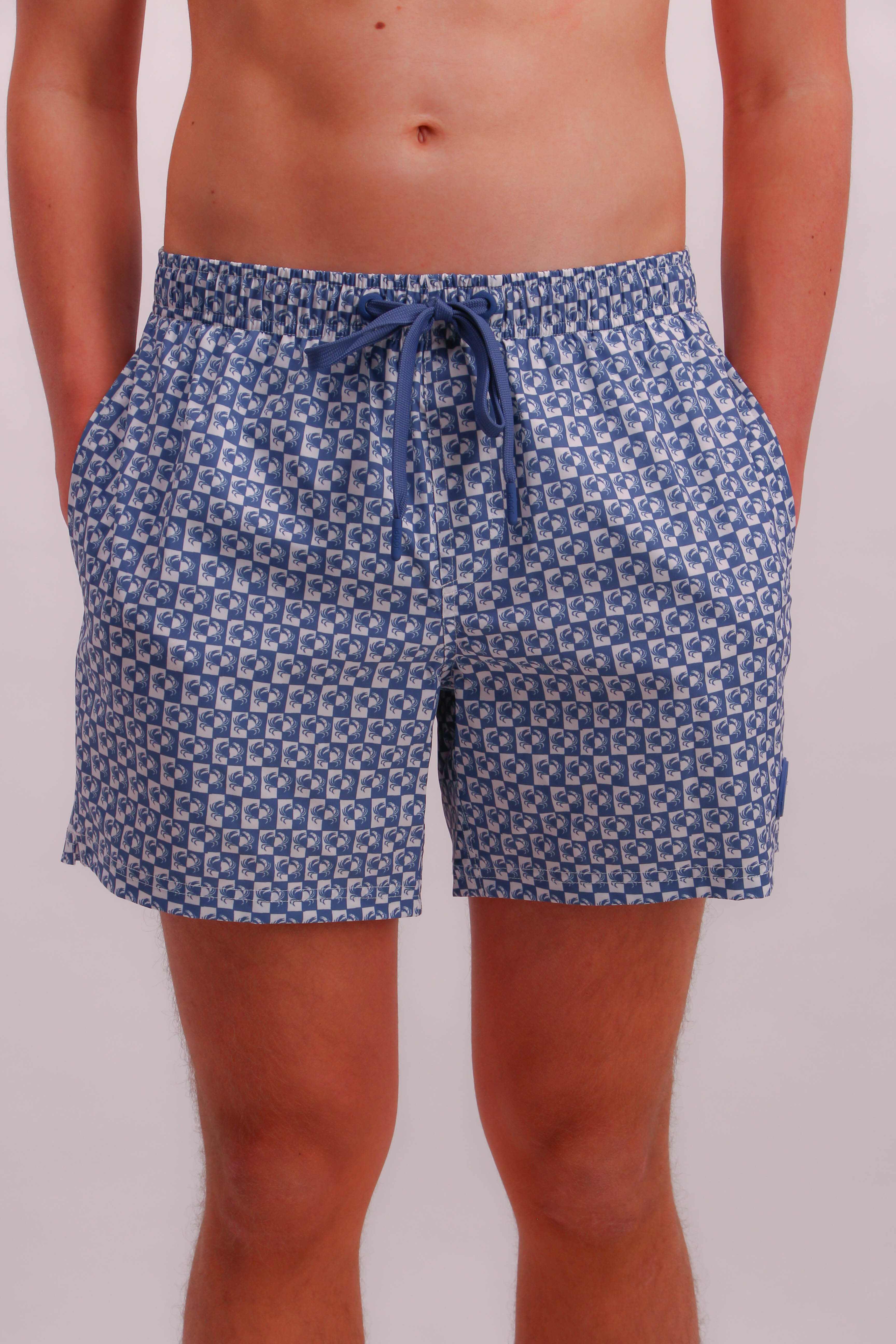 Joop! Jeans Badeshorts JOOP JEANS "Crab", Herren, Gr. S, N-Gr, blau (blau horizon aop), Microfaser, Obermaterial: 100% Polyester, bedruckt, Badehosen Badeshorts, mit seitlichen Eingrifftaschen, in regulärer Passform blau horizon aop S, N-Gr