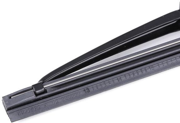 BLUE PRINT AD17CH430 Wiper blade
