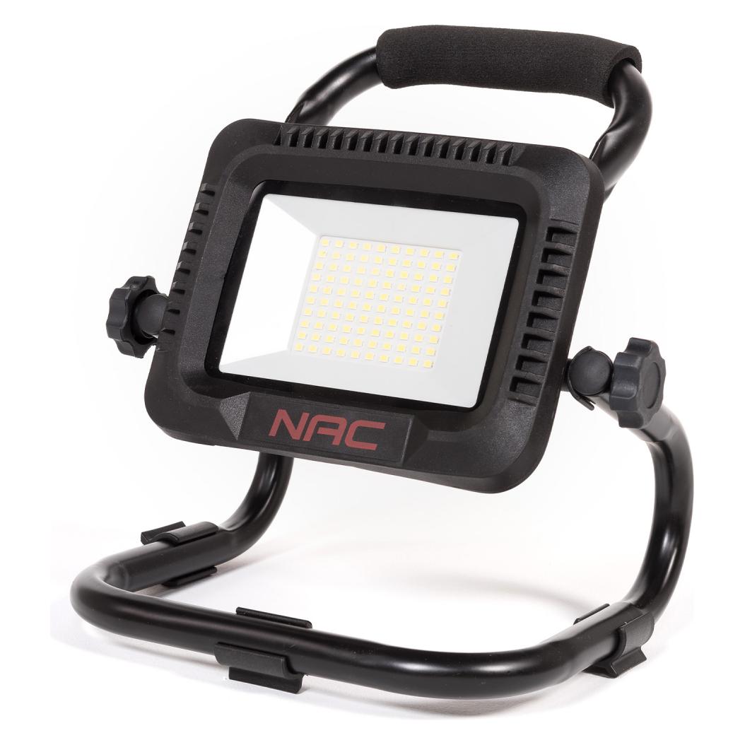 NAC REFLEKTOR PRZENOŚNY NA AKUM. 20V 2000/5000lm (5000 lm) (CL-50-LI-20V)